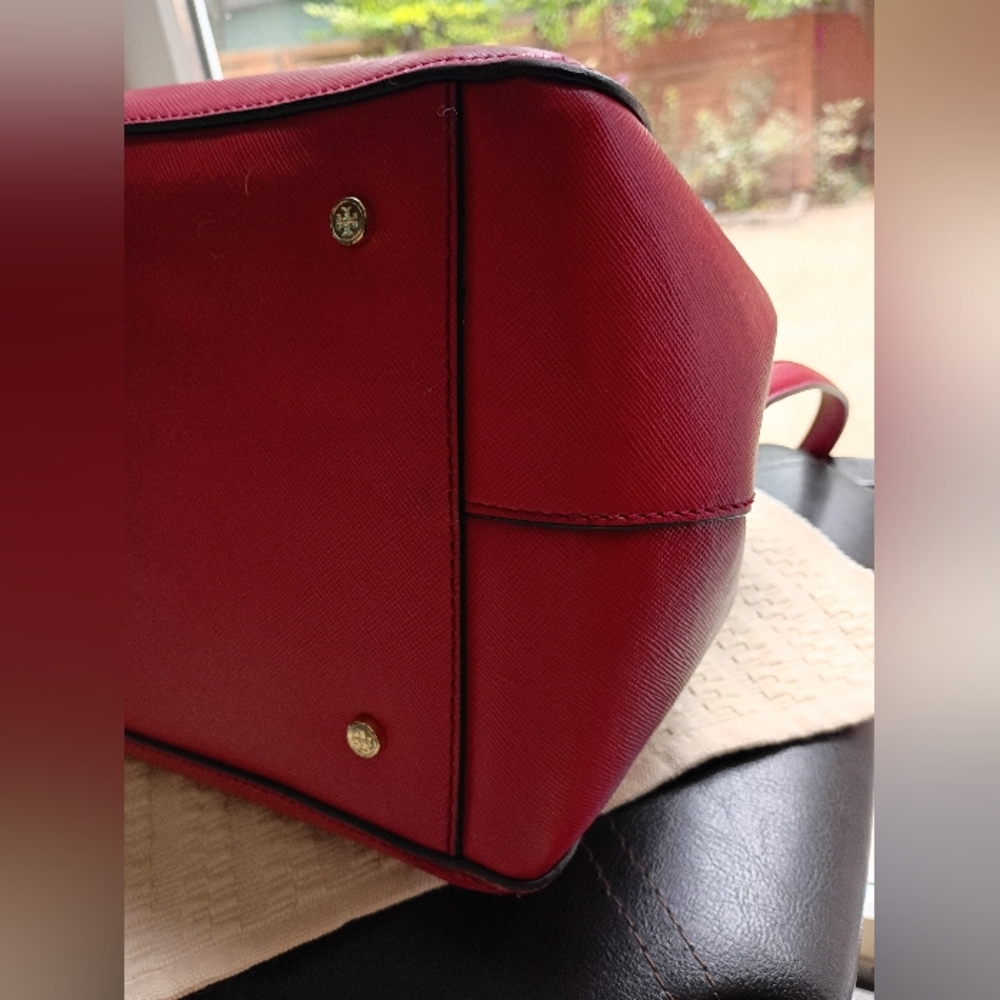 Tory Burch Leather Robinson Triple Zip Dome SatchelSKU 211143.God Conditio - Picture 5 of 10